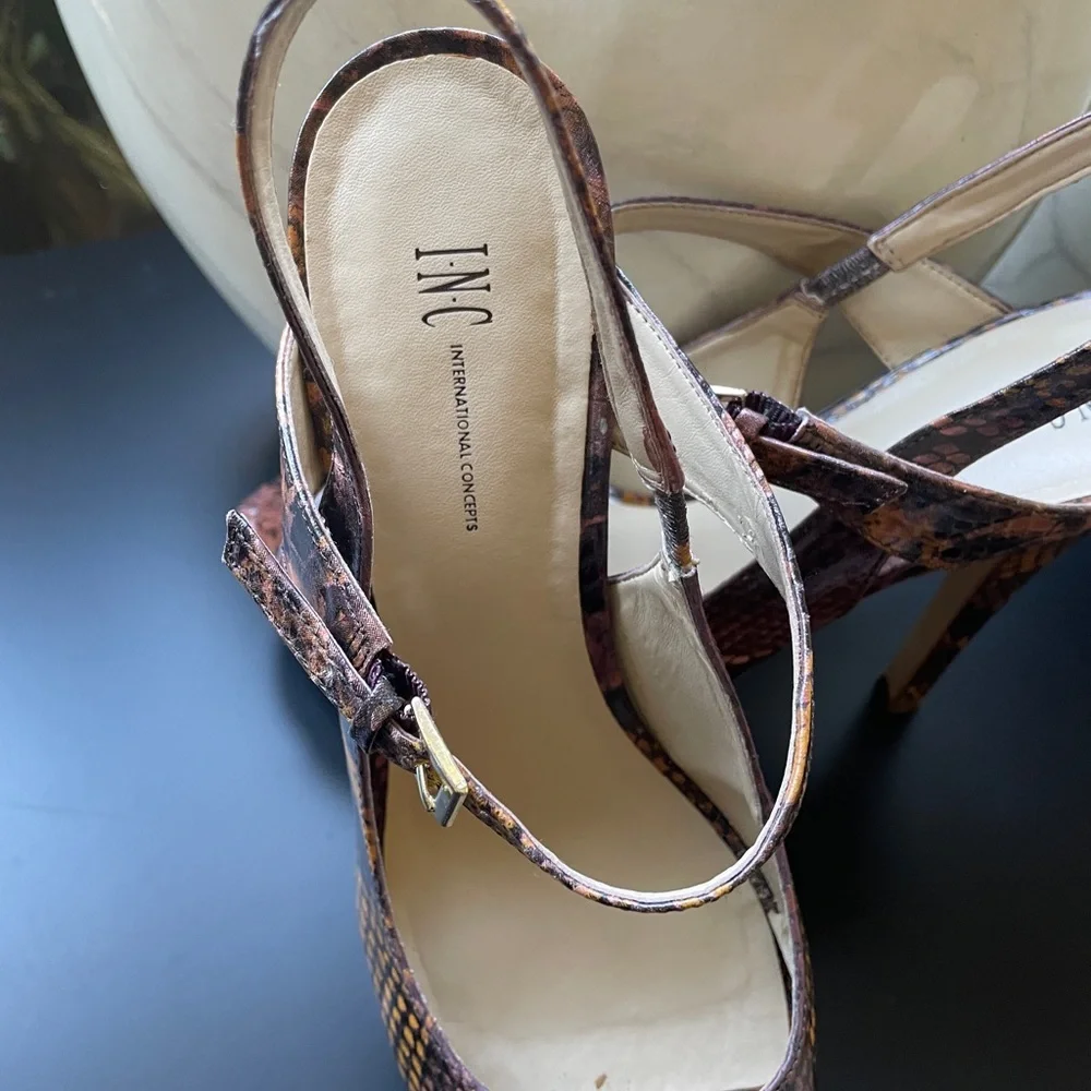 INC PRINT PUMPS - Picture 3 of 3